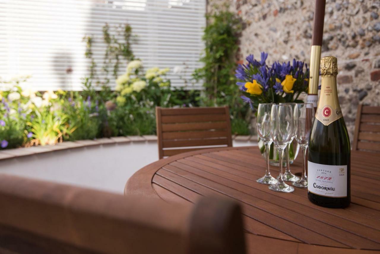Sea Breeze Cottage Hove Esterno foto